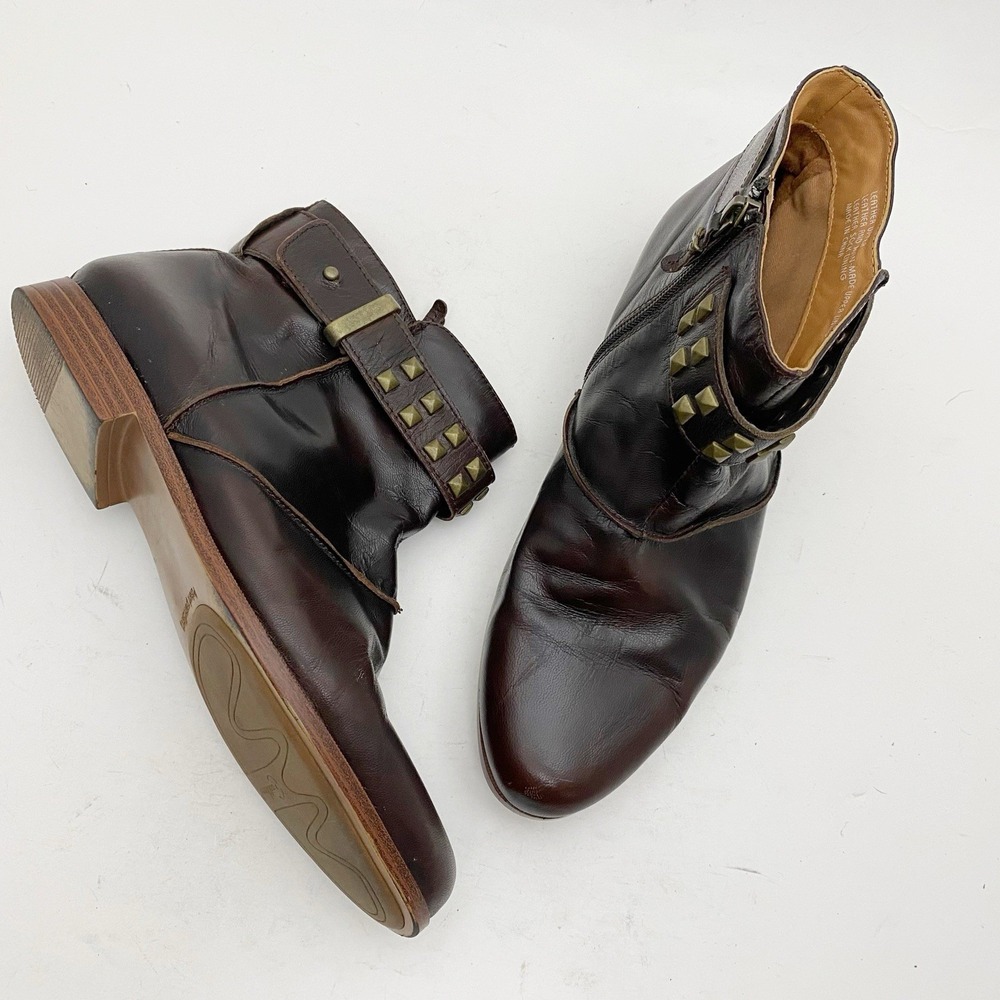 Earthies Treano‎ Chestnut Brown Leather Ankle Boots Women 8.5B Studded Strap